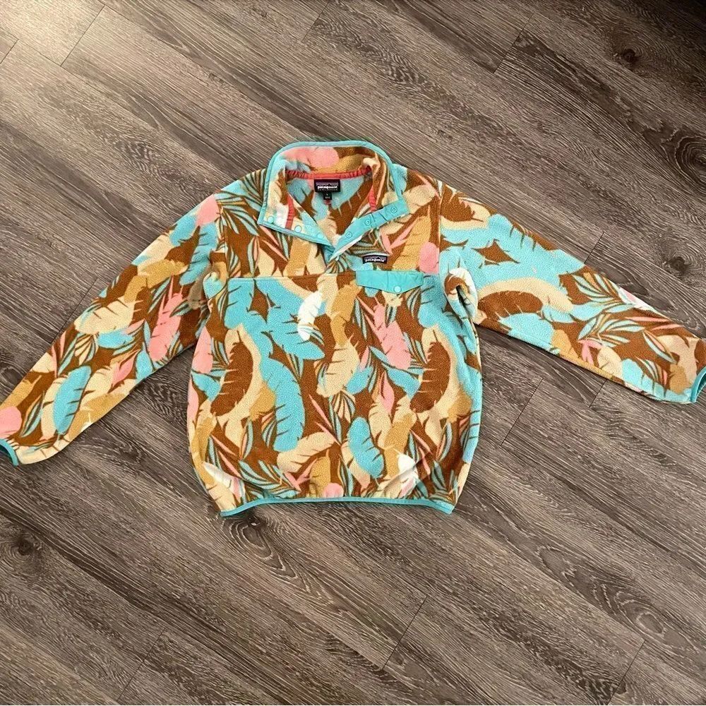 Patagonia Womens Lightweight Synchilla Snap-T Fleece Pullover Feather Dance